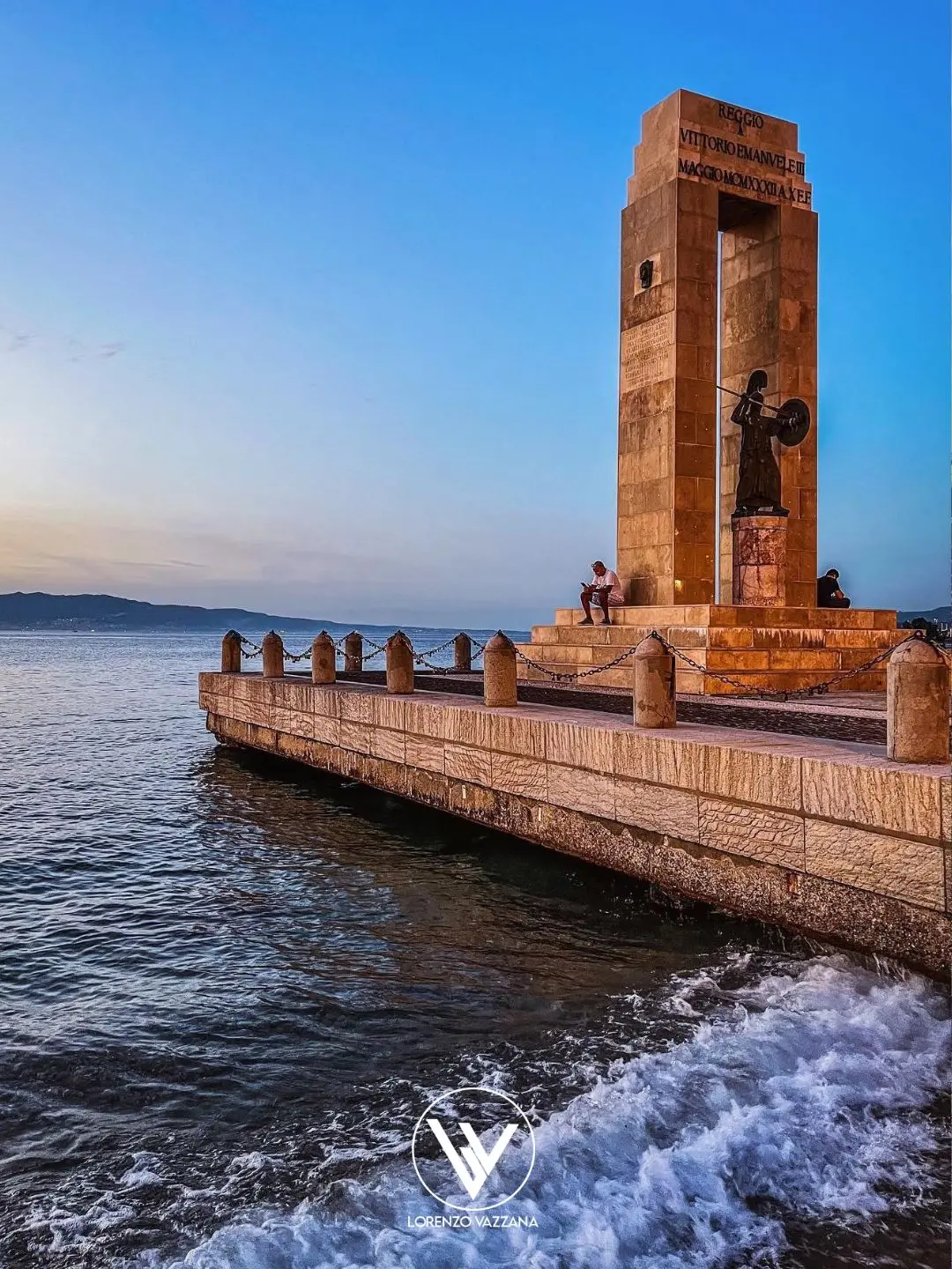 LA FOTO DEL GIORNO | Sotto lo sguardo di Athena
