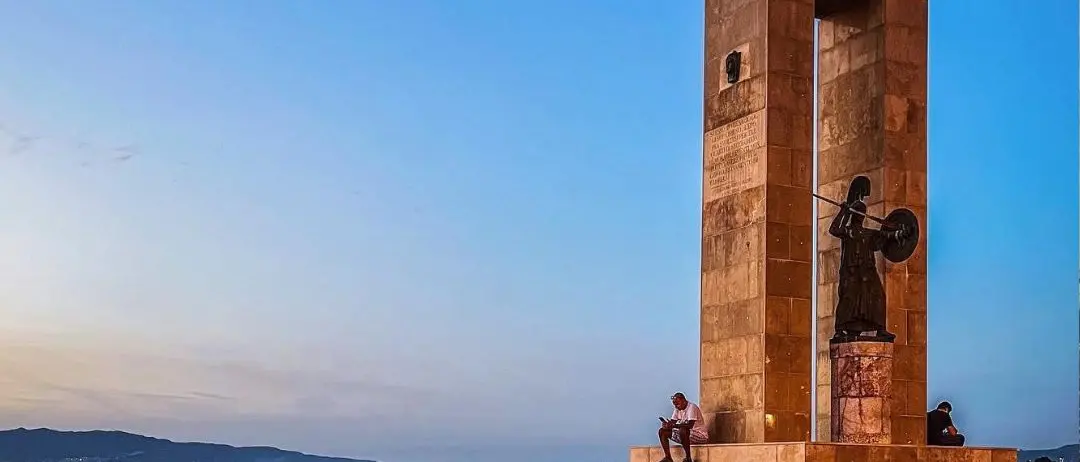 LA FOTO DEL GIORNO | Sotto lo sguardo di Athena