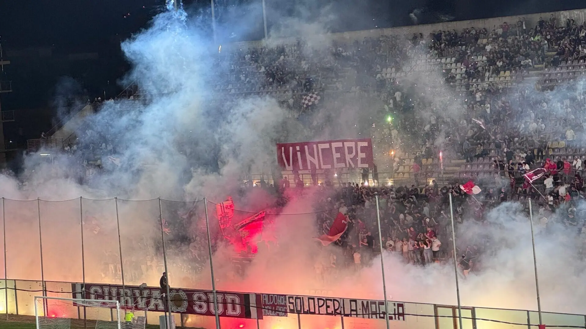 CALORE&COLORE | Vince la Gelbison ed esplode la rabbia della Curva Sud contro Ballarino: «Fiducia tradita»