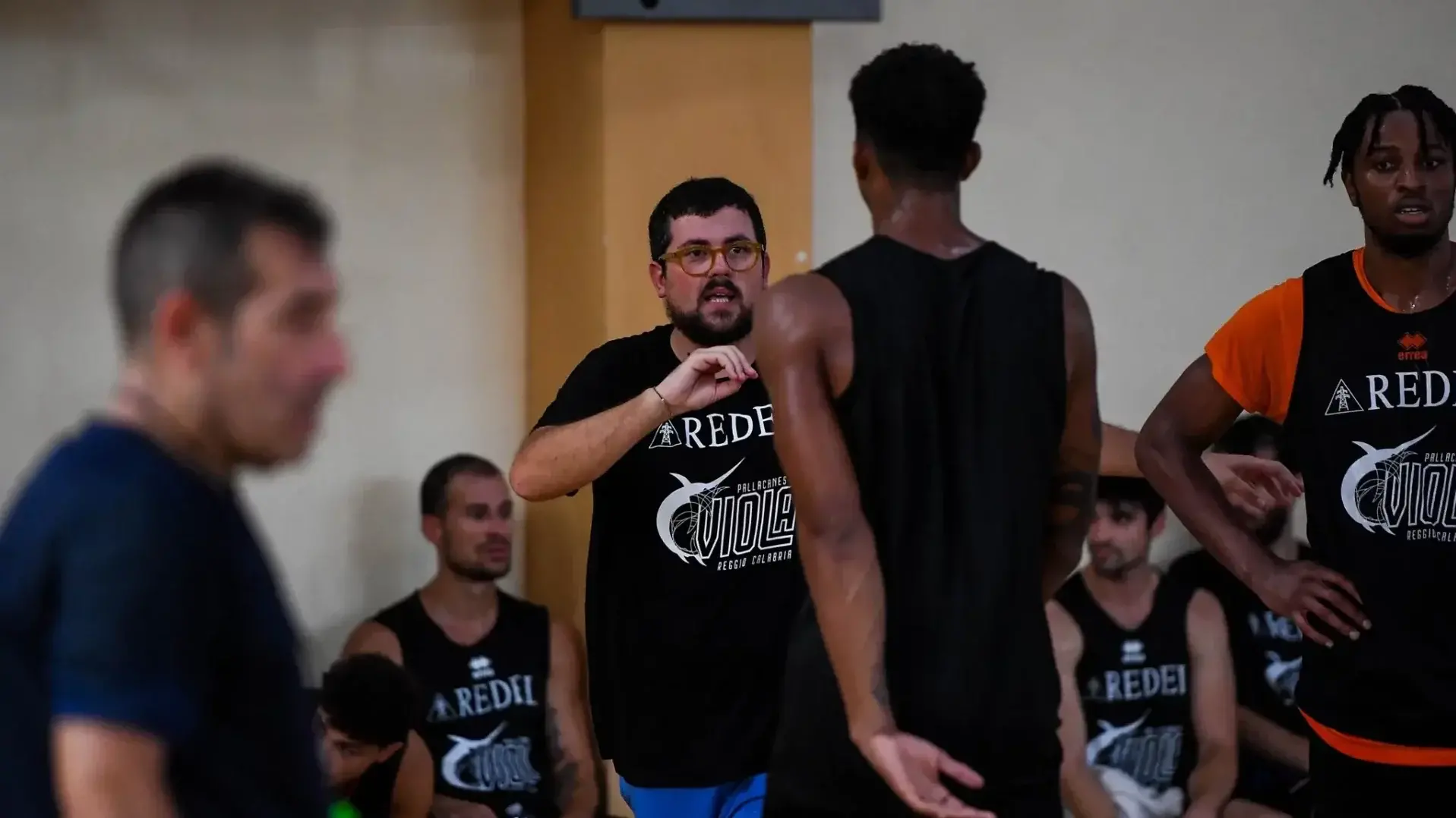 Basket, la Redel Viola saluta coach Cotroneo
