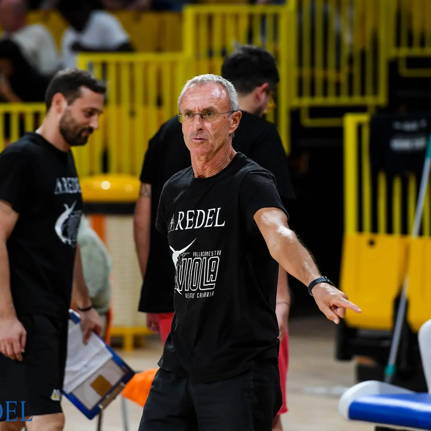 Redel Reggio Calabria, debutto sul campo della Dinamo Brindisi: coach Cadeo indica la via mentale alla sua squadra