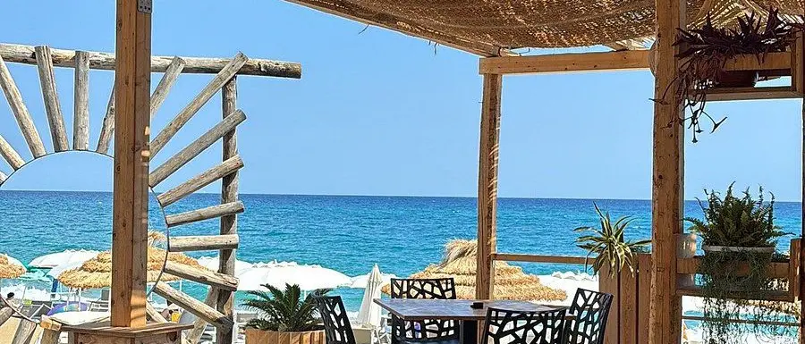 Roccella, nuovo primato per la perla dell'alto Jonio: lo storico lido \"Fiko\" tra i \"Best Beach Bar\" d'Italia