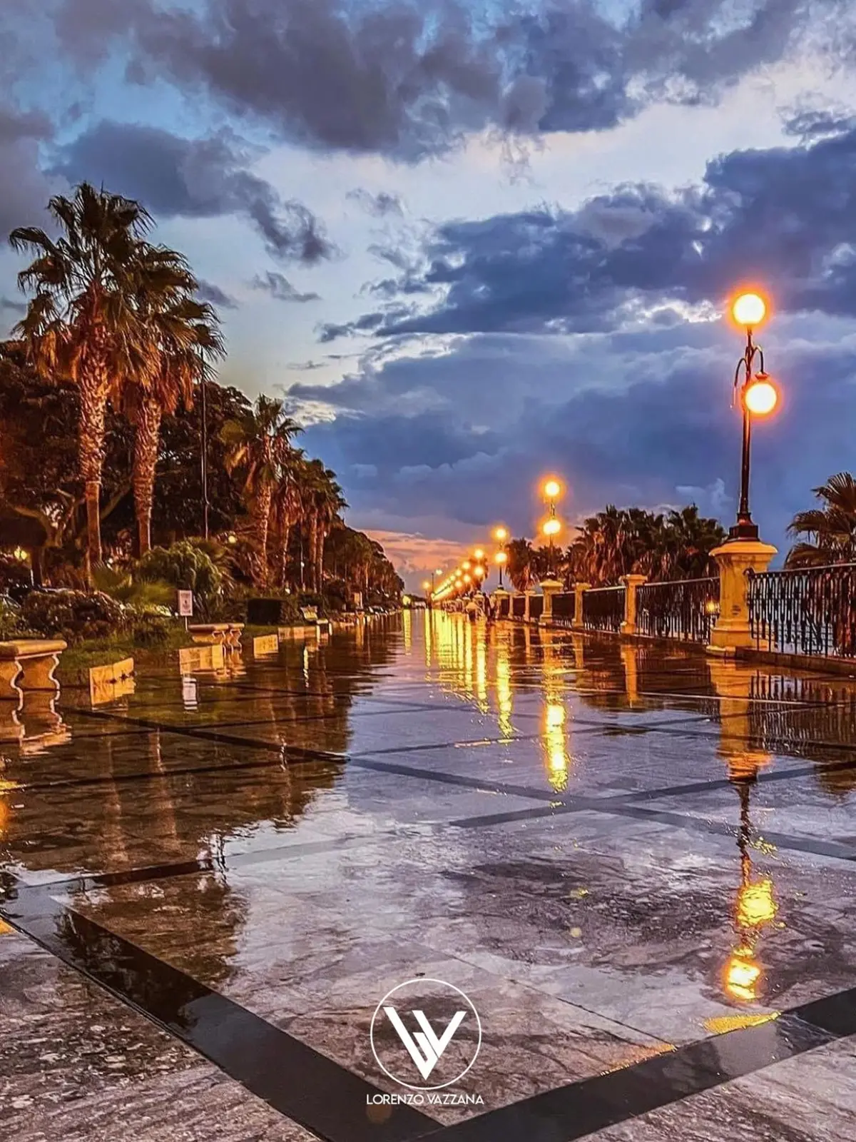 LA FOTO DEL GIORNO | Luce d’autunno sul Lungomare Falcomatà