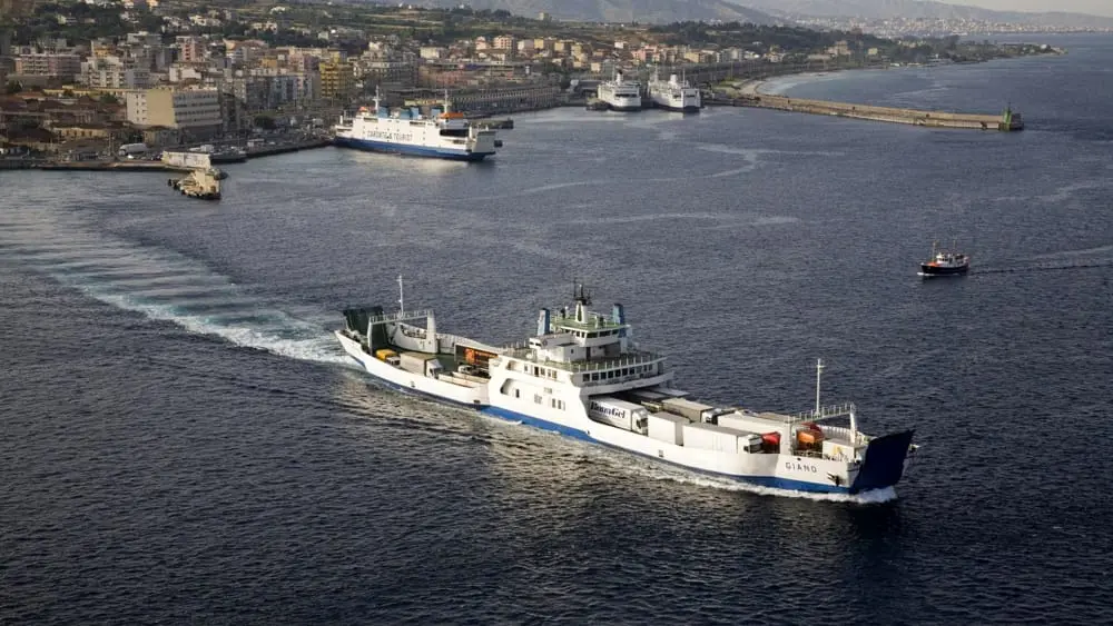 Castorina: «Spostamento del porto a sud di Villa è risposta importante sul questione ambientale e turistica»