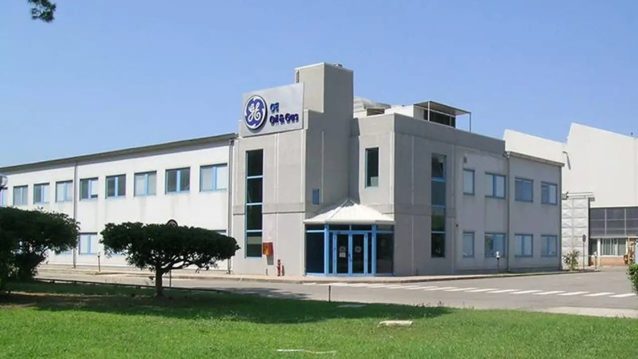 <p>Lo stabilimento&nbsp;Baker Hughes di Vibo</p>\\n