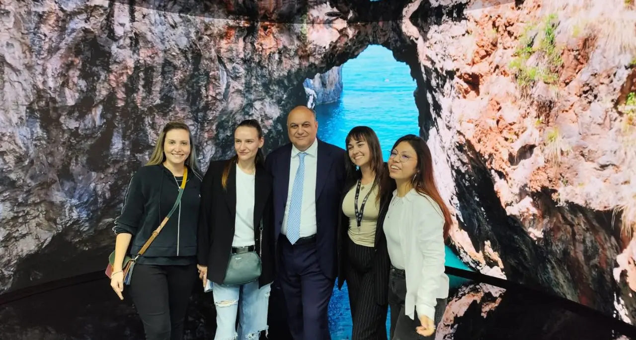 «Flussi turistici in crescita di quasi il 10%»: alla Travel Experience di Rimini la Calabria mostra i muscoli\n