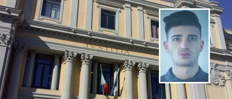 Sparatoria in piazza Municipio a Vibo con due feriti, non paga nessuno: reati in prescrizione\n