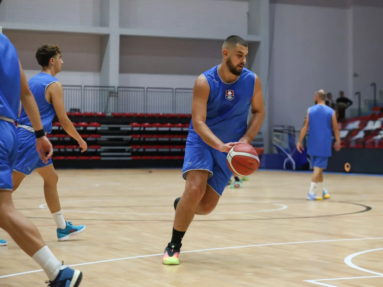 Pirossigeno Basket Cosenza, colpo Milosavljević: il centro serbo rinforza i rossoblù\n