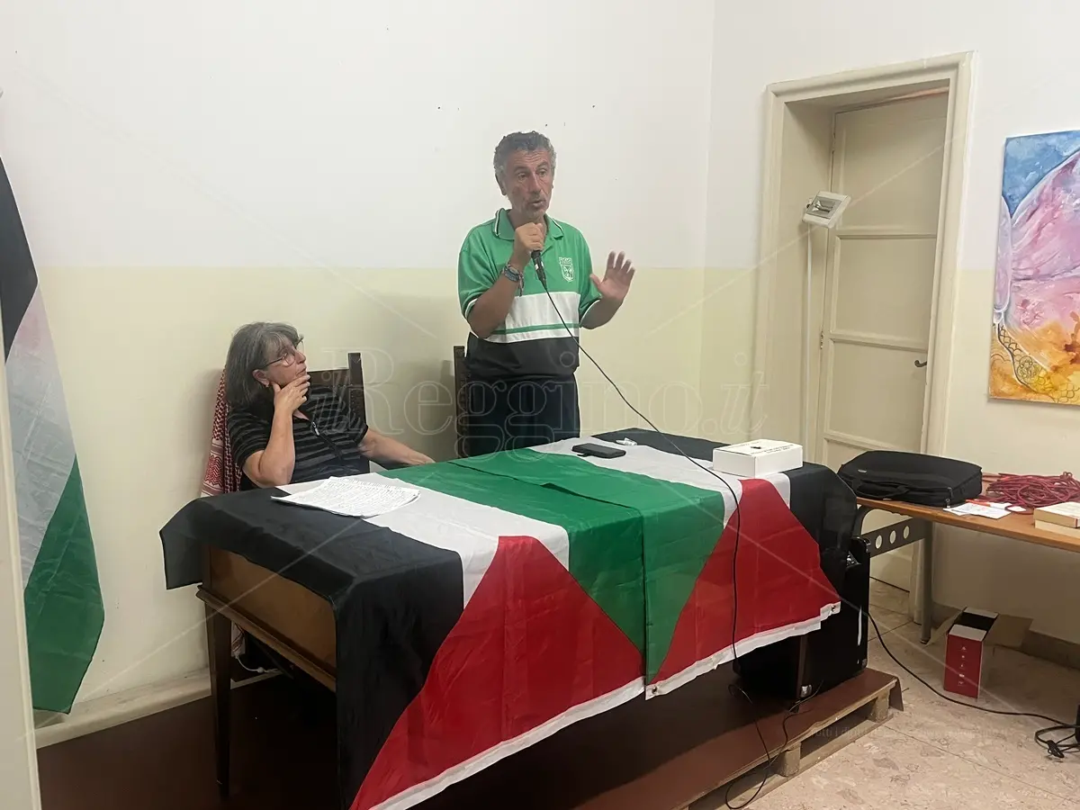 Freedom Flotilla, l'abbordaggio è un drammatico deja vu per Antonio Mazzeo: «È come tornare indietro di due mesi» - VIDEO