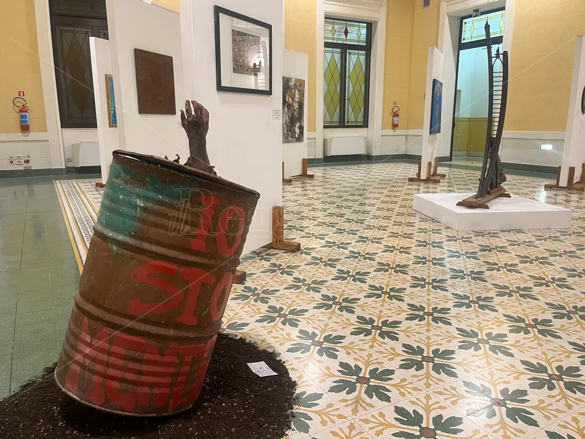 Reggio, dialoghi e visioni per la Pace: a palazzo Alvaro l'arte esplora la contemporaneità - FOTO e VIDEO