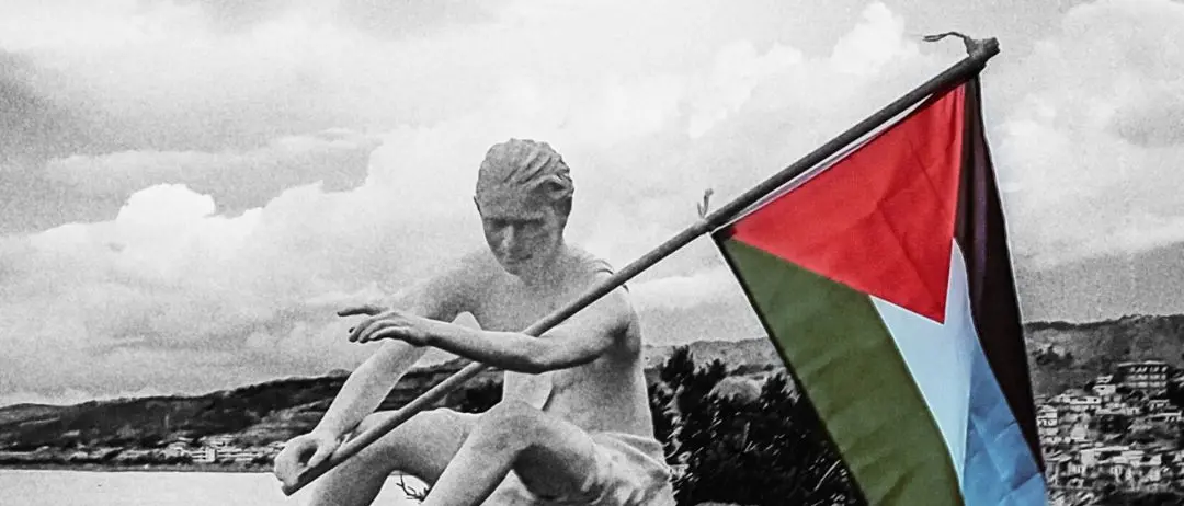 LA FOTO DEL GIORNO | Il volo di Icaro per la Palestina