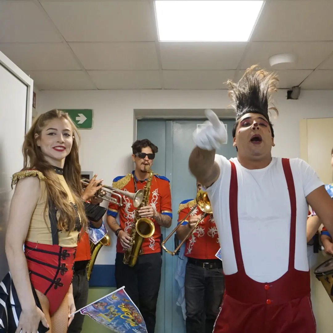 Reggio, il circo Orfei fa tappa al Gom: gioia e divertimento per i pazienti di pediatria