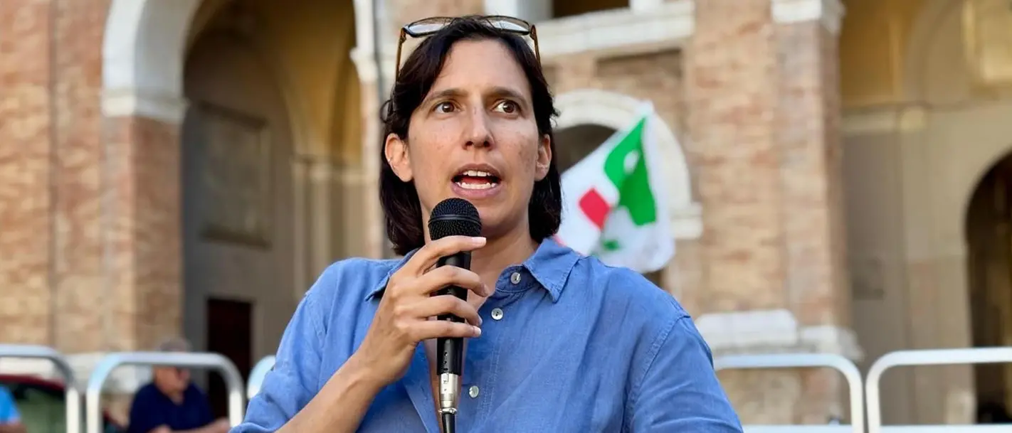 Nel Pd è finita la tregua: Schlein tira dritto dopo le sconfitte, i riformisti si ribellano alla linea “sinistrata”\n