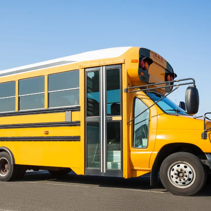 Spilinga, in arrivo uno scuolabus dagli Usa\u00A0grazie al gemellaggio con Newark (New Jersey) siglato nel 2022\n