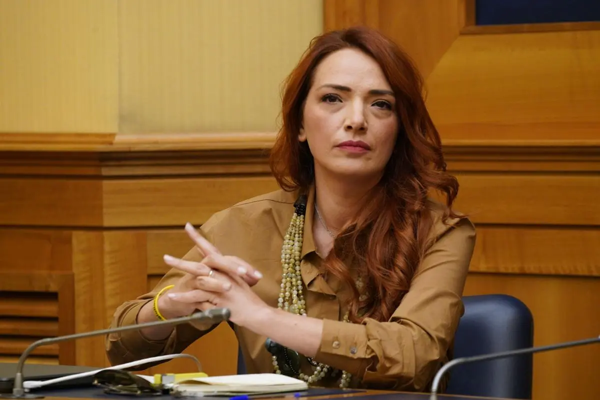 Cristallo rottama Stasi: «Inadeguato e ingeneroso, non può fare il moralista dopo la sconfitta di Corigliano Rossano»\n