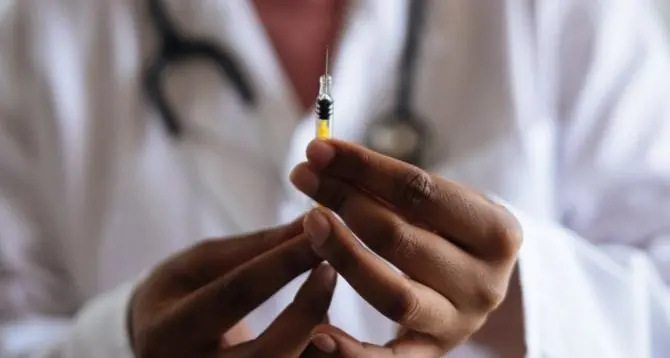 Influenza, al via la campagna vaccinale: in Calabria si parte il 13 ottobre. Ecco il calendario completo\n
