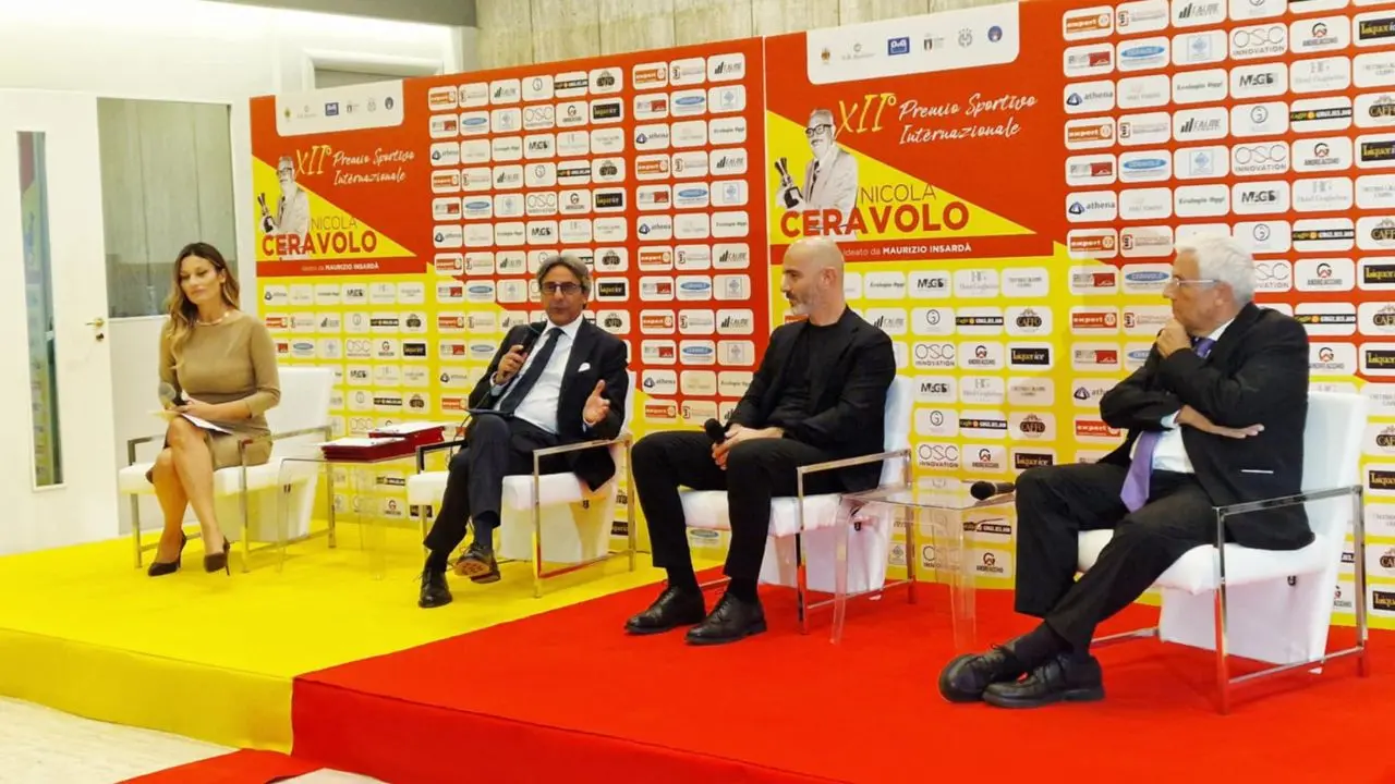 Al Premio Ceravolo a Catanzaro momenti di grande calcio. Insardà: «Bisogna sempre credere in quello che si fa»\n