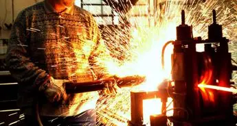 L’industria italiana frena ad agosto: calo della produzione sotto la pressione dei\u00A0dazi e della domanda estera debole\n