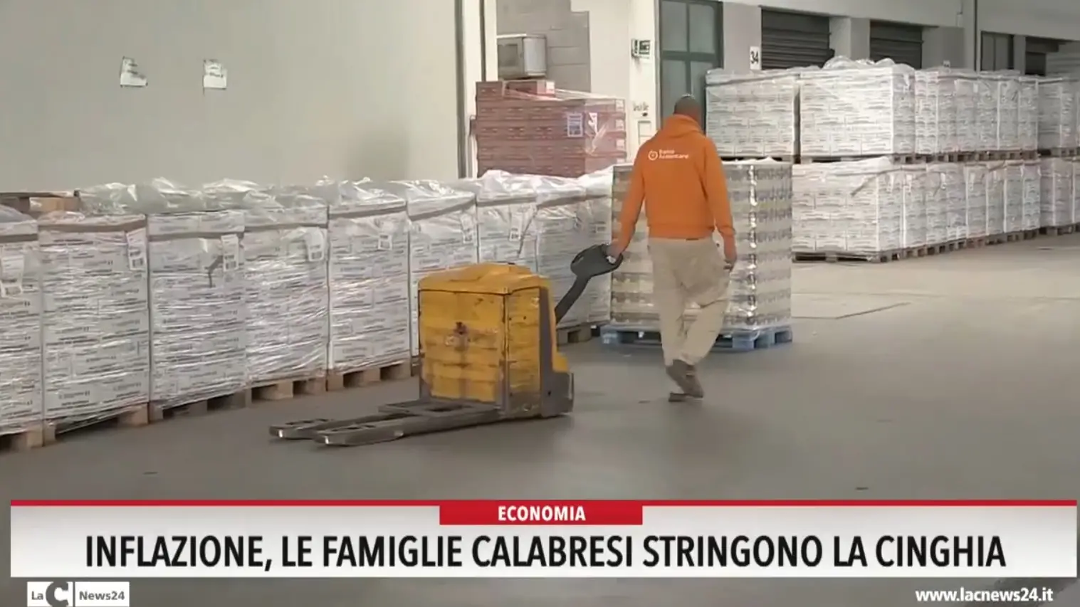 Inflazione, le famiglie calabresi stringono la cinghia