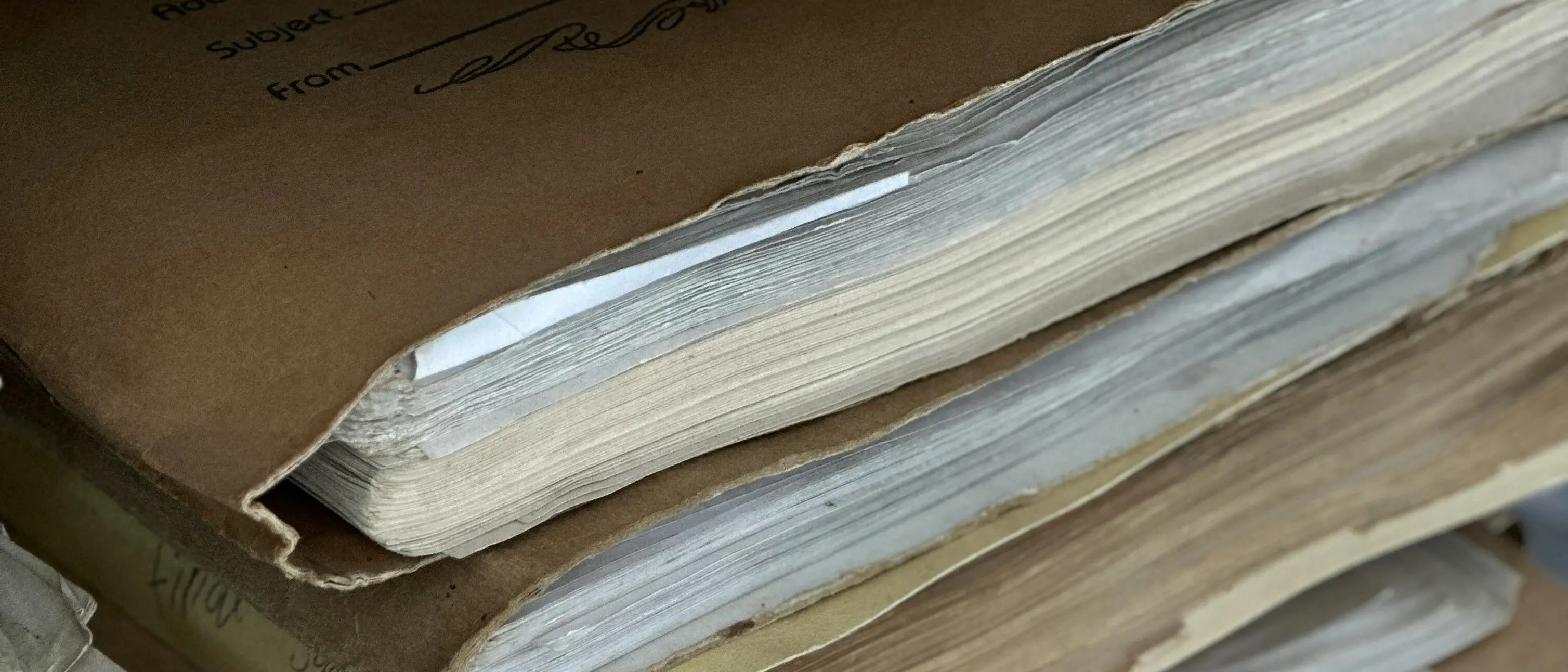 Sommersi dalla burocrazia, alle imprese calabresi\u00A0costa un miliardo di euro:\u00A0pesa più su Cosenza e Reggio\n