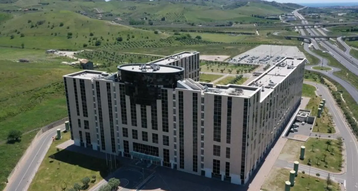 Via le promesse da campagna elettorale, è tempo di ripartire: la Calabria ha bisogno di serietà e responsabilità