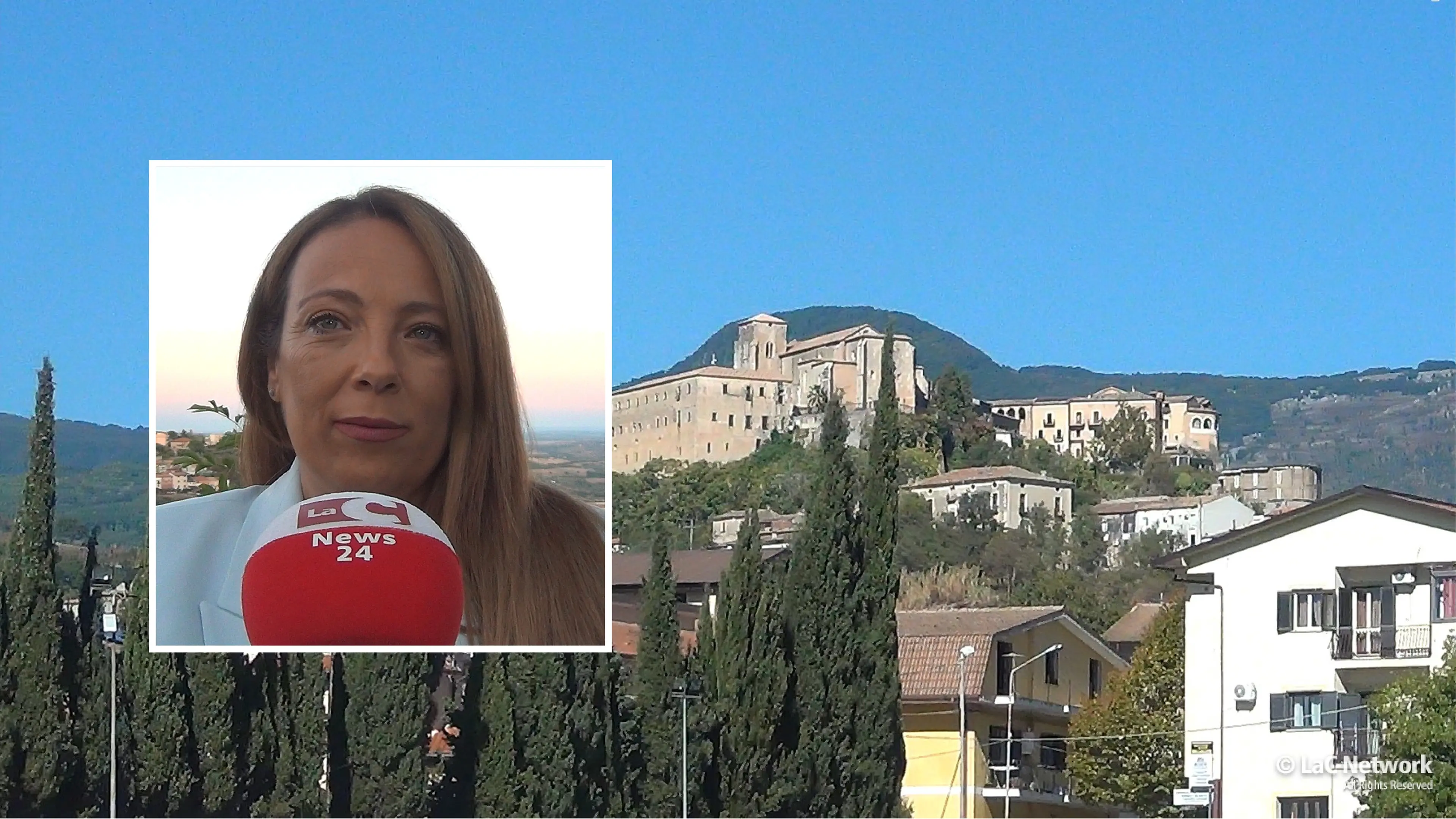 <p>Nel riquadro Elisabetta Santoianni</p>\\n