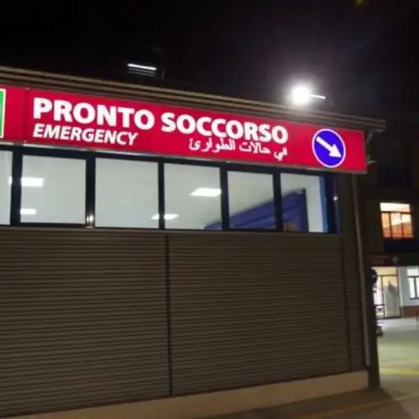 Ambulanze bloccate al Pronto soccorso di Cosenza, Incarnato (Psi): «Qui la gente è senza cure, Occhiuto ha fallito»\n