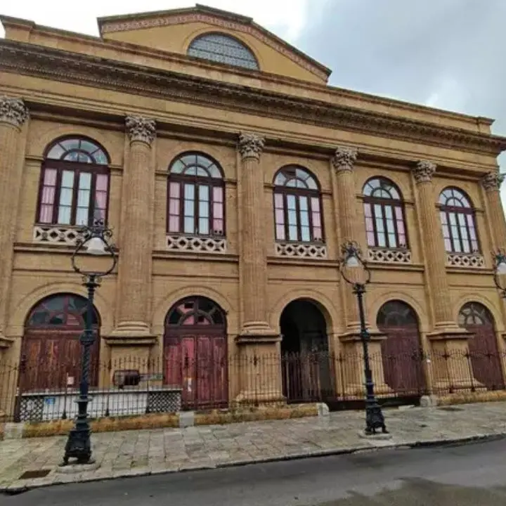 Palermo, tenta di fermare un pestaggio: 20enne ucciso con il colpo di pistola alla testa\n