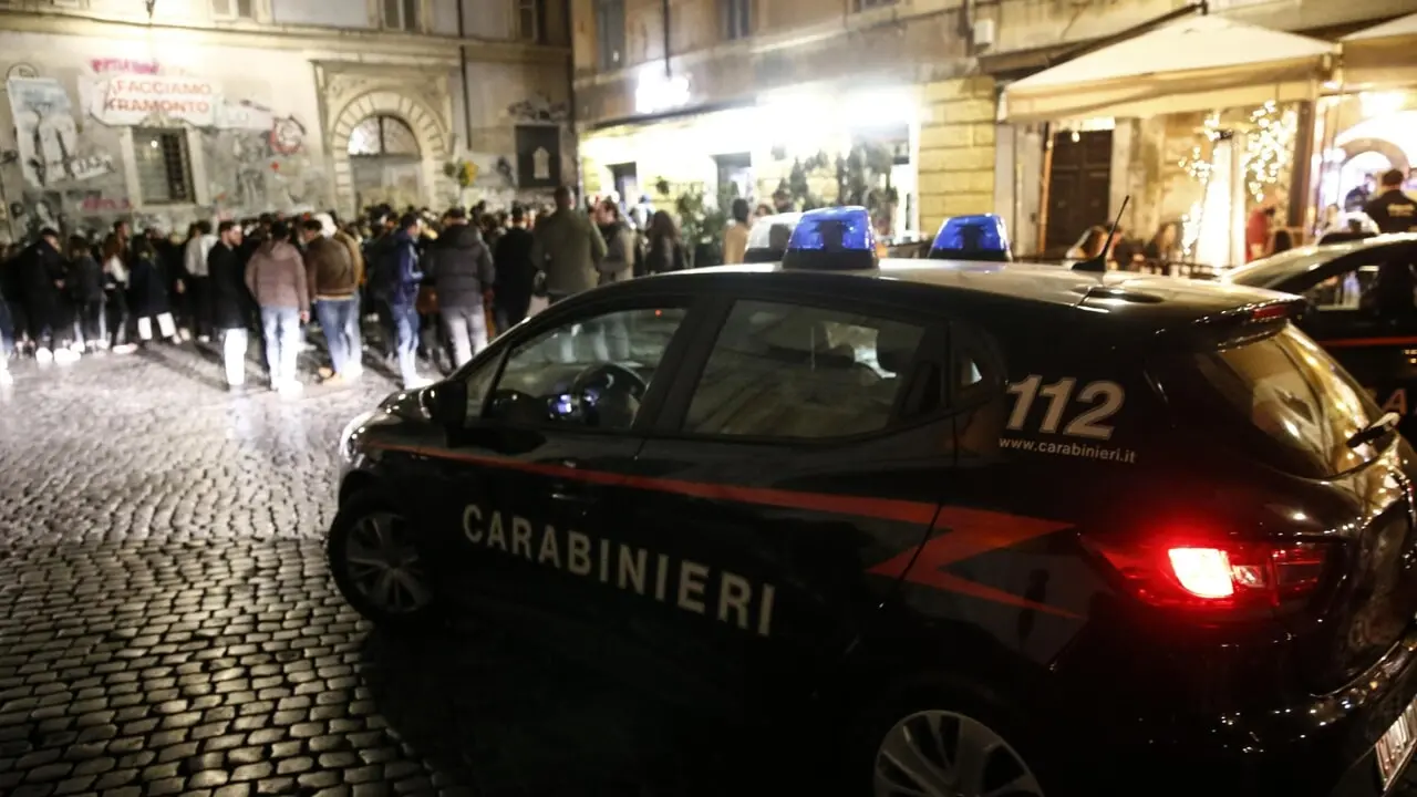 Palermo, cerca di fermare un pestaggio: 21enne ucciso con un colpo in fronte\n