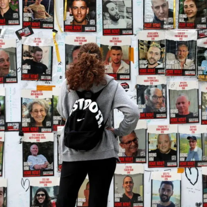 Medio Oriente, si accelera sugli ostaggi.\u00A0Hamas: «Le operazioni di rilascio inizieranno\u00A0lunedì mattina»