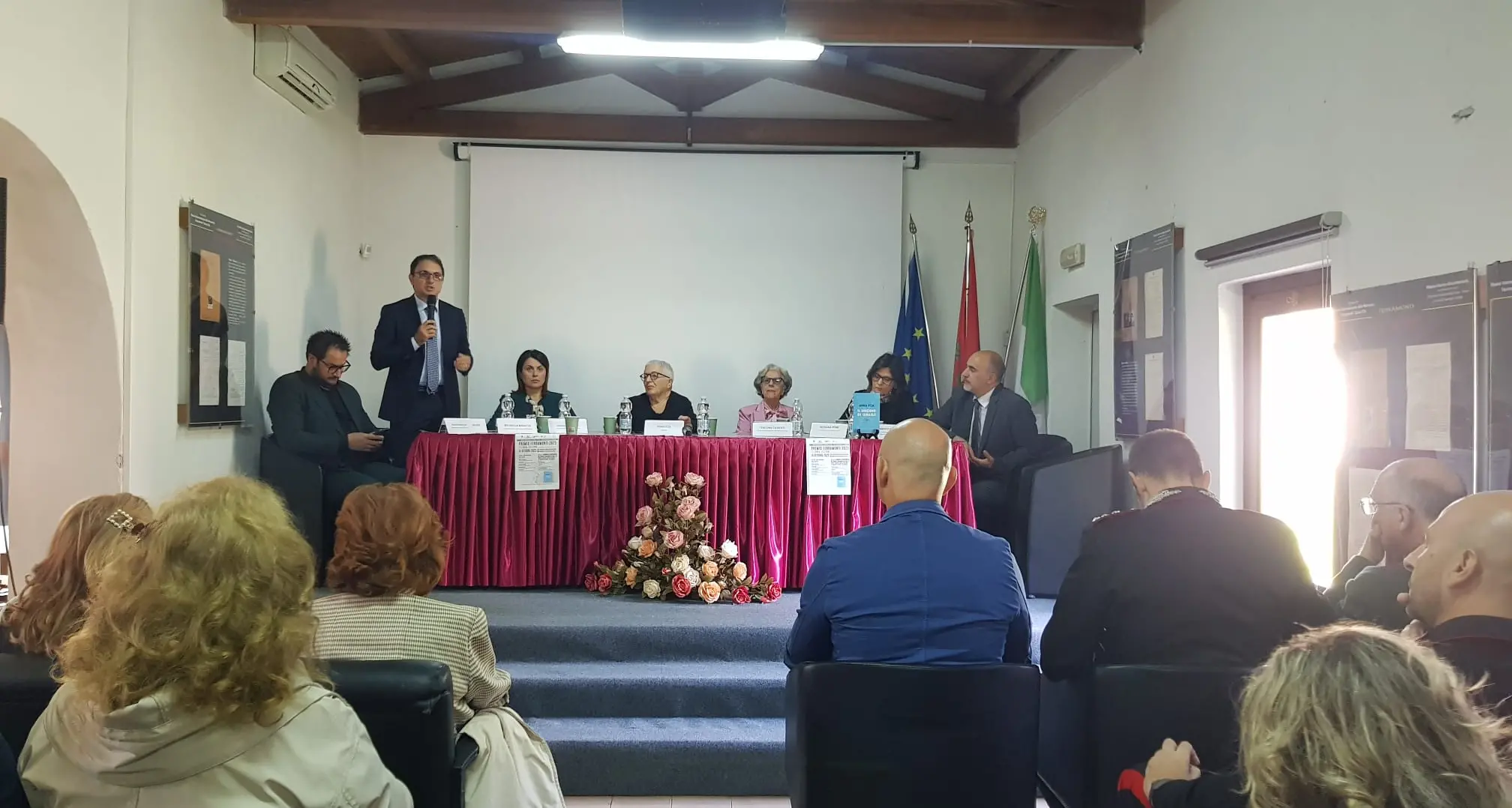 Premio Ferramonti ad Anna Foa, un riconoscimento alla memoria e al pensiero critico\n