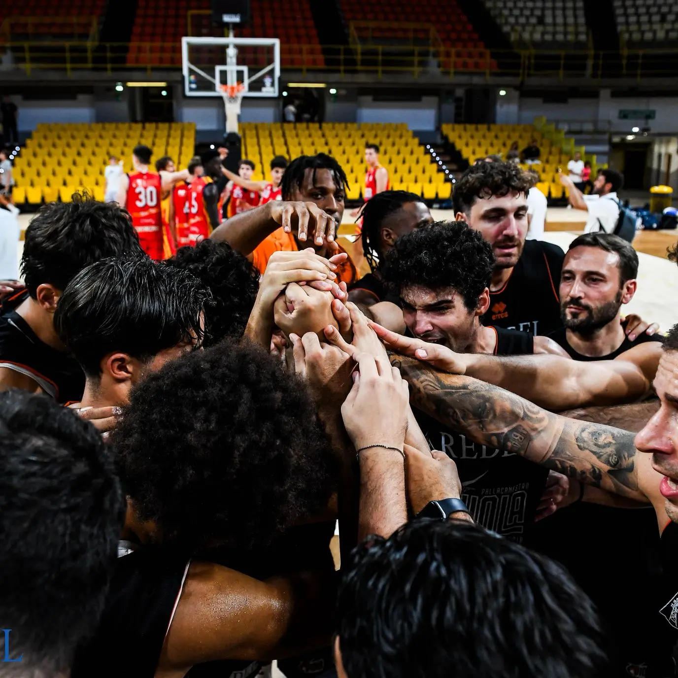 Pallacanestro Viola da impazzire, vittoria al supplementare a Barcellona: in Sicilia finisce 96-99