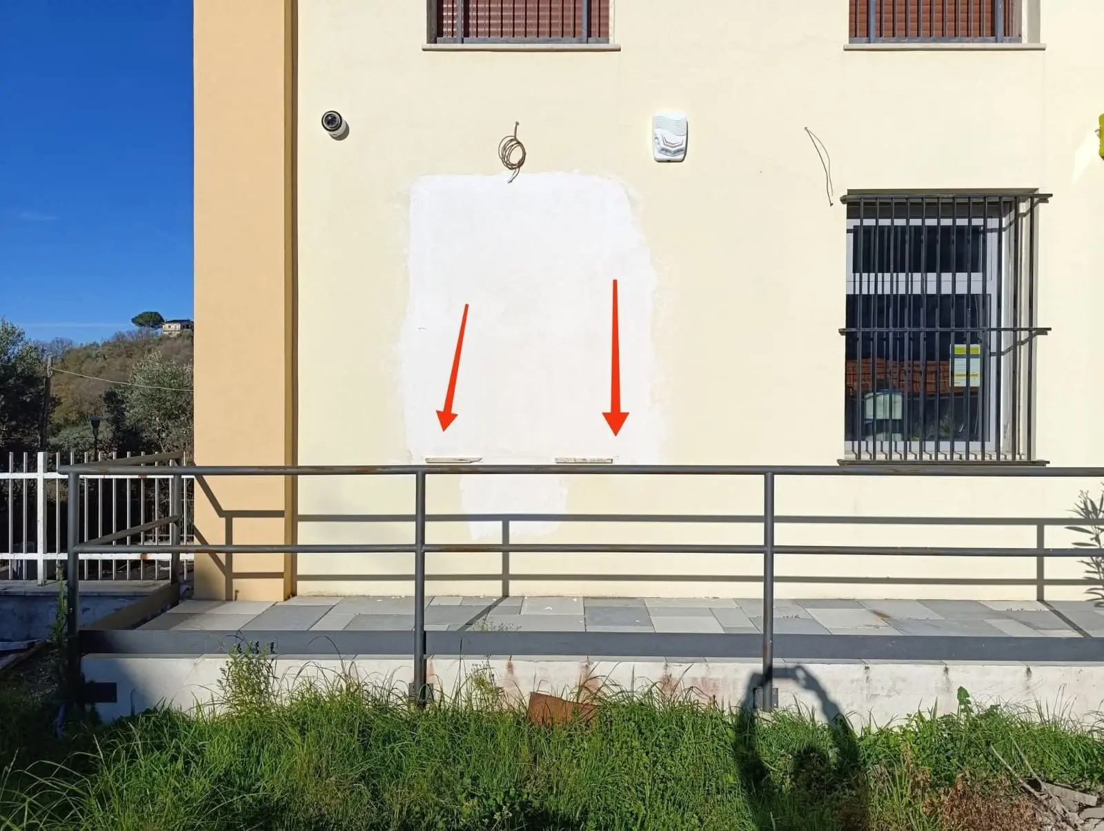 Lappano, lavori al municipio: persone con disabilità senza accesso al bancomat