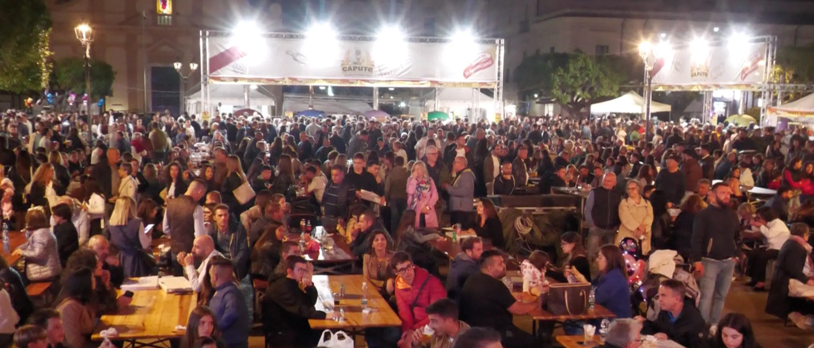 Tutti pazzi per la pizza napoletana, a Siderno quattro giorni di gusto e divertimento