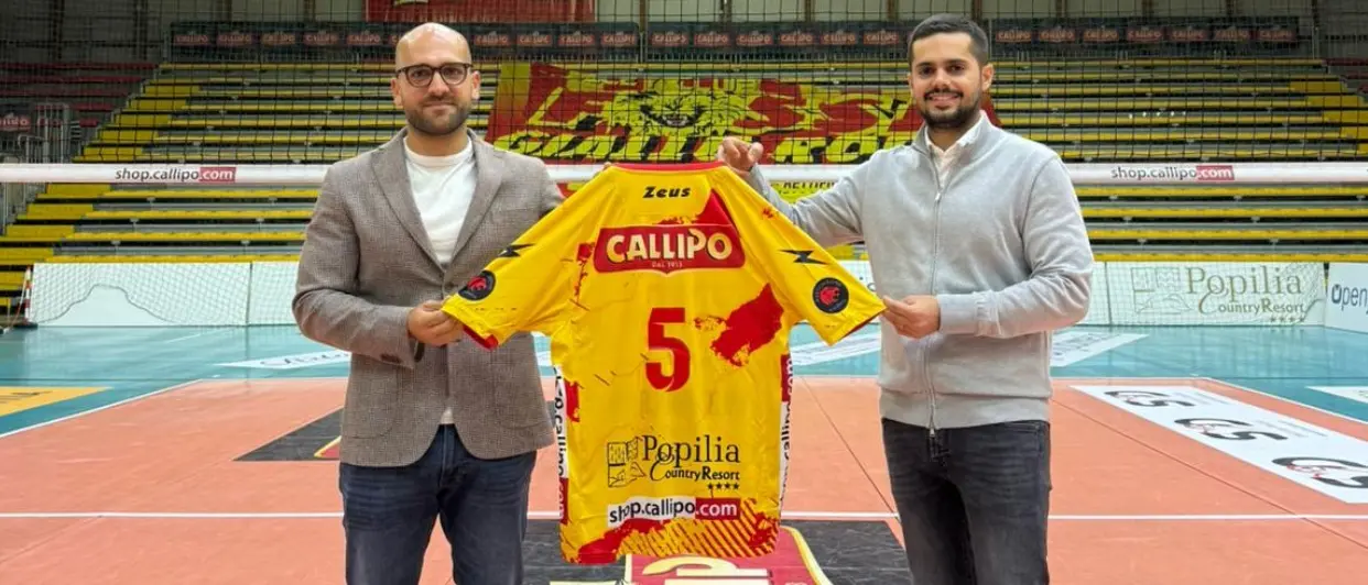 Sport e solidarietà, si consolida la collaborazione tra l’associazione Valentia e la Tonno Callipo volley\n