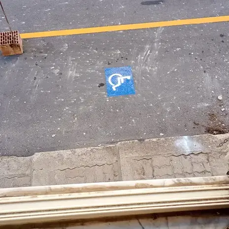 Tropea, disabile ottiene l’area di sosta ma si scopre che non avrebbe\u00A0dovuto pagare: «Attendo la restituzione»\n