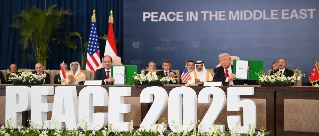 Firmato l'accordo di pace per Gaza a Sharm-el-Sheik, Trump: «Giorno storico.\u00A0Ok a Hamas come forza di polizia temporanea»