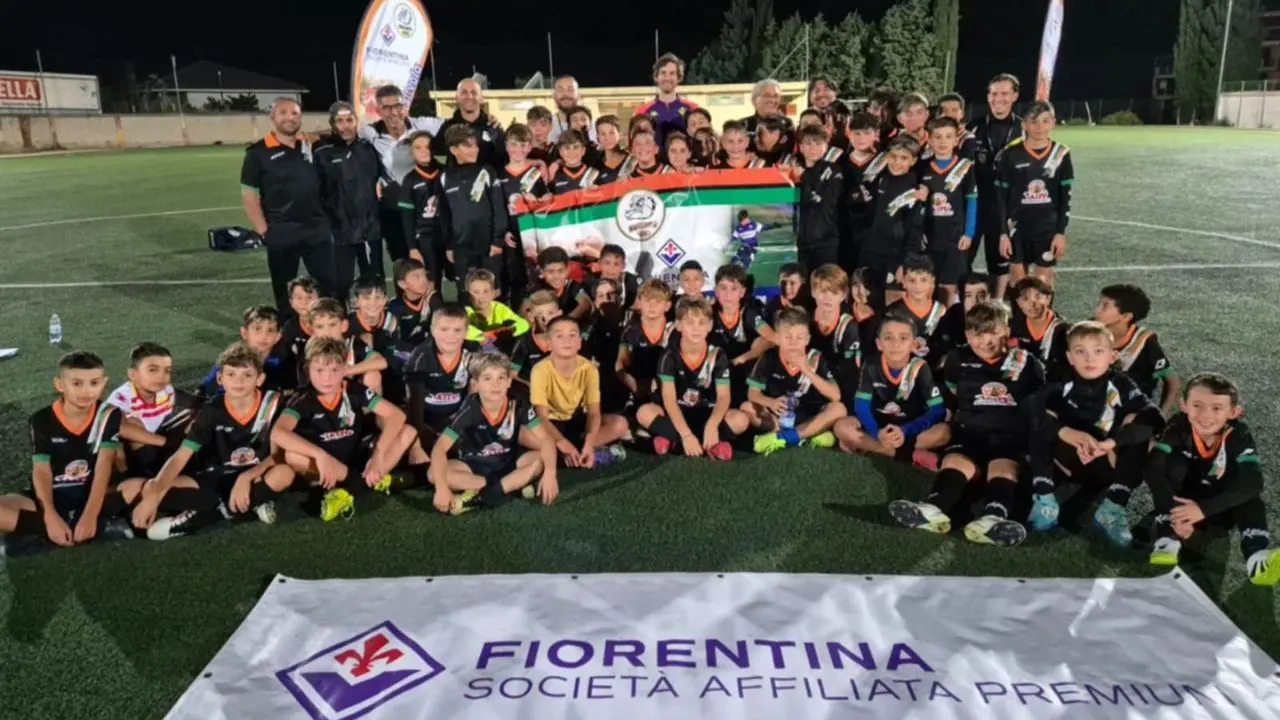 Bulldog Vibo, con la Viola si vola: grande successo per la prima visita formativa dello staff della Fiorentina\n