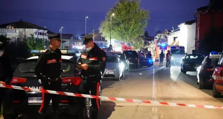 Verona, 3\u00A0carabinieri morti\u00A0per un’esplosione in una casa.\u00A0Crosetto: «Vicinanza alle famiglie e all’Arma». Piantedosi: «Bilancio terribile»\n