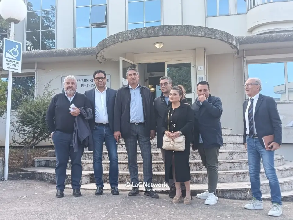 Terremoto politico alla Provincia di Vibo, si dimettono 7 consiglieri: “cade” l’amministrazione L’Andolina
