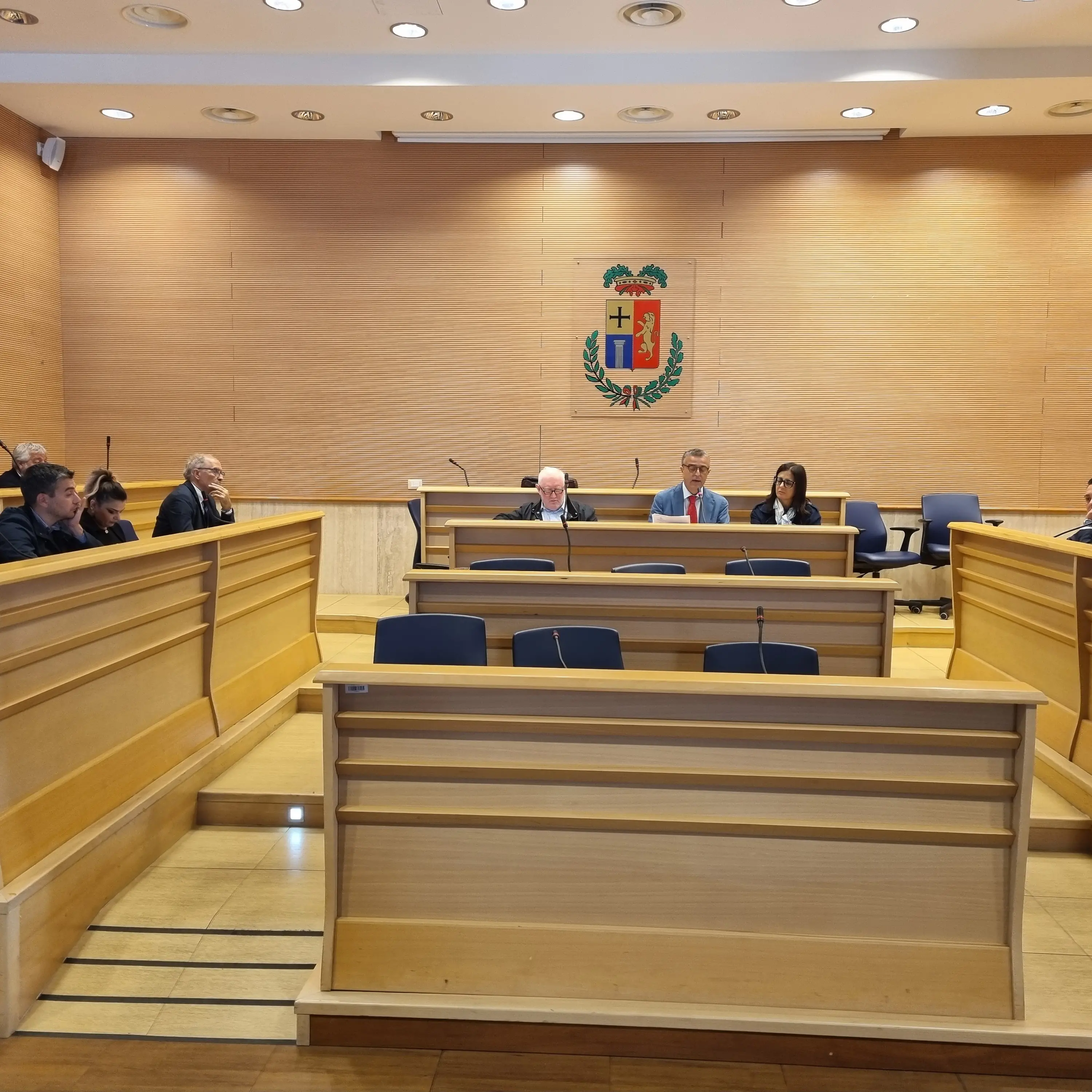 Provincia di Vibo, via libera alla stabilizzazione dei tirocinanti: l’ultimo atto prima delle dimissioni di 7 consiglieri su 10