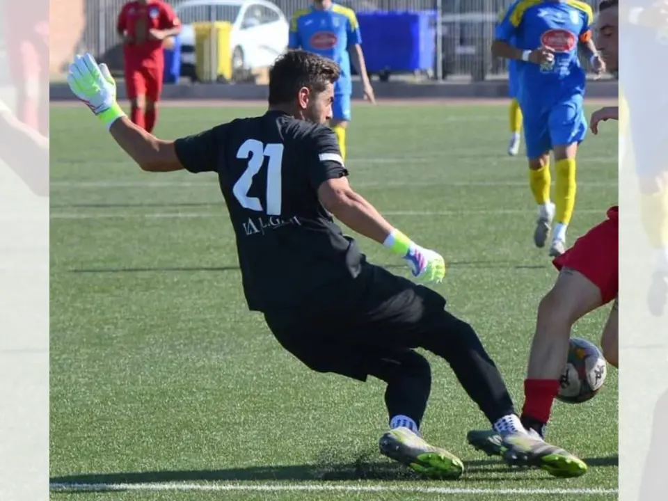 «Ho rischiato di perdere la gamba»: il portiere del Rocca di Neto racconta il suo incubo e la rinascita