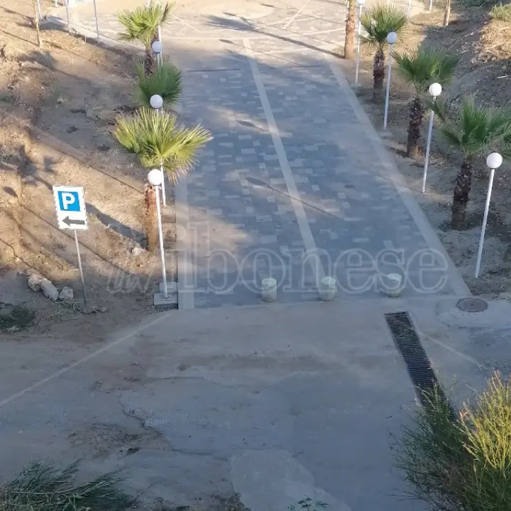 Ricadi, dopo il cedimento del costone a\u00A0piazza Balì l'opposizione chiede trasparenza sui lavori a Santa Domenica\n