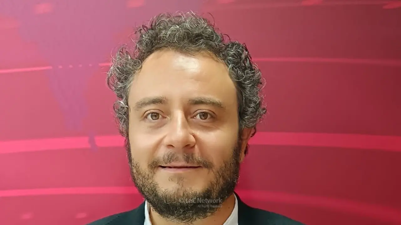 <p>L&#39;attore reggino Alessio Pratic&ograve;</p>\\n