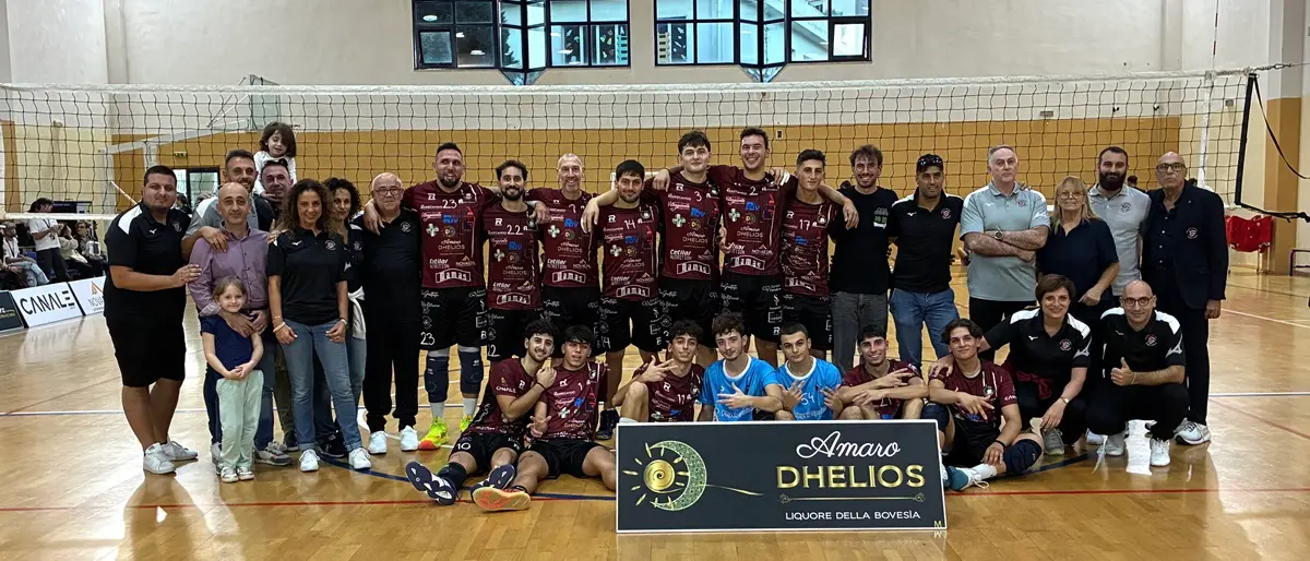 Reggio, esordio con vittoria per l’Amaro Dhelios. Il network Sportspecialist parte in vittoria.