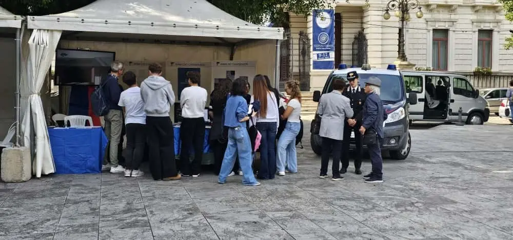 Reggio, il Ris dei Carabinieri presente al Festival Cosmos