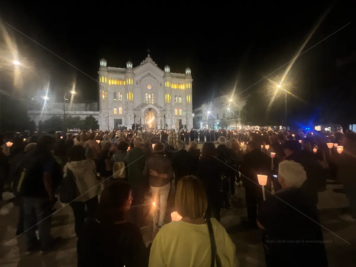 Reggio, il monito dell'arcivescovo Morrone: «Senza perdono e senza riconciliazione ogni Pace sarà fragile» - FOTO