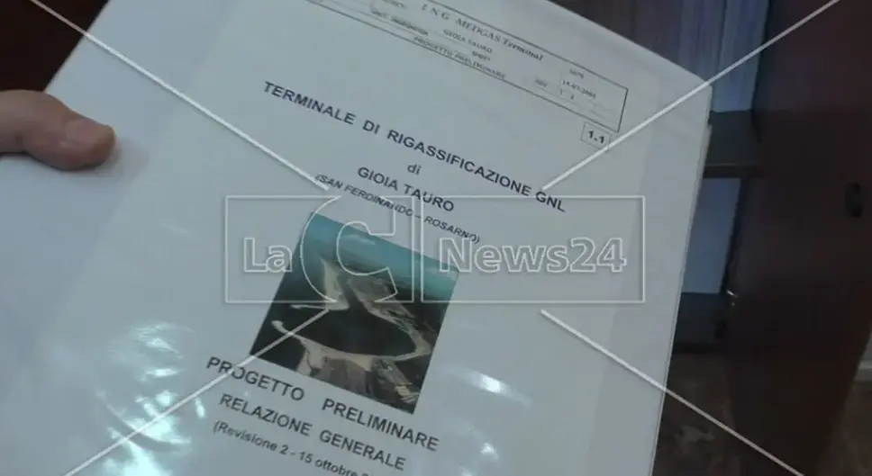 La ’ndrangheta rapace dei Piromalli punta al Pnrr e cerca la politica: «Per rigassificatore e Alta velocità ce la vediamo noi»