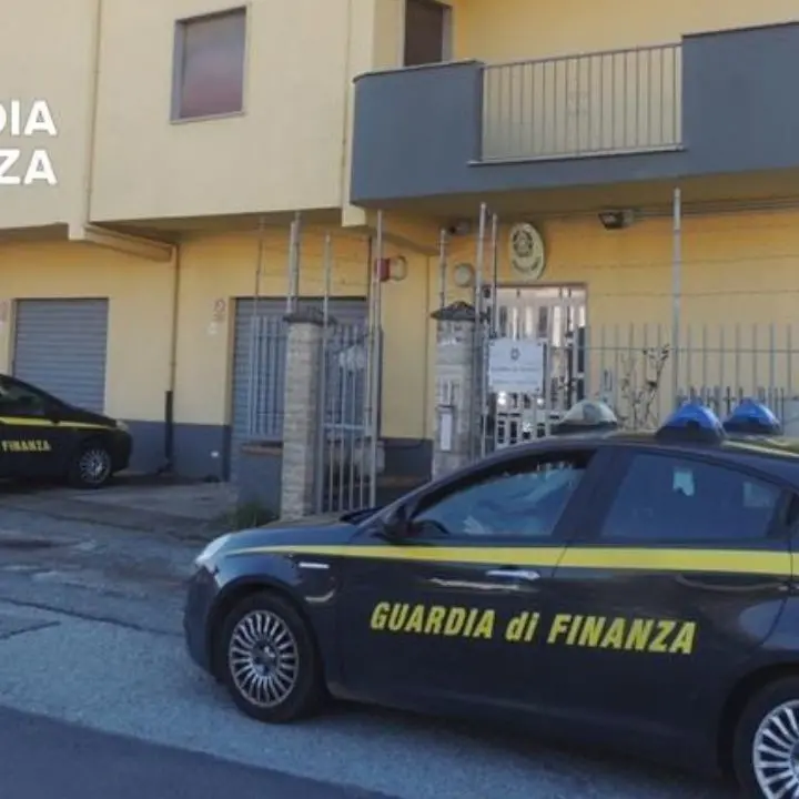 False fatture per 165mila euro, scatta l’interdizione per un imprenditore nel Cosentino\n