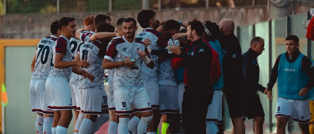 Serie D, Vibonese sempre più nota lieta. Mister Esposito: «Ci mancano quei due punti di Enna, altrimenti saremmo primi in classifica»\n